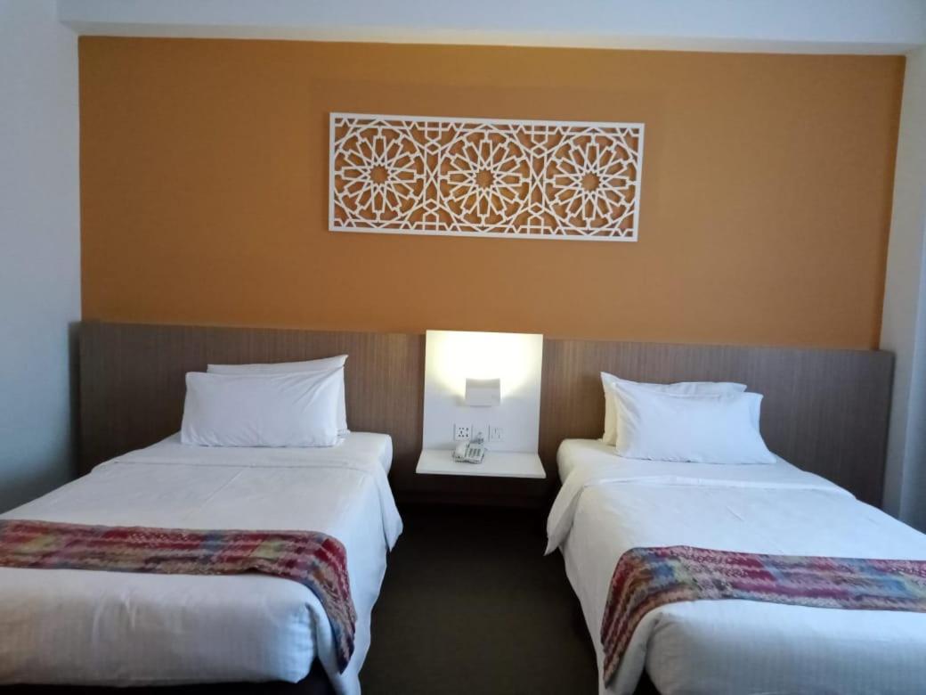 Grand Barakah Hotel Ампанг Экстерьер фото